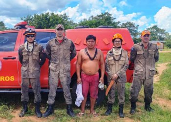 Corpo de Bombeiros localiza menino de 4 anos que estava perdido em mata