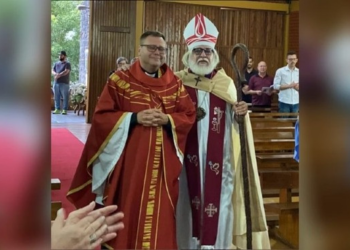 Igreja Anglicana do Rio Grande do Sul ordena 1ª sacerdote gay