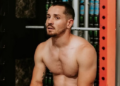 Atleta brasileiro causa alvoroço ao estrelar filme pornô gay