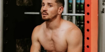 Atleta brasileiro causa alvoroço ao estrelar filme pornô gay