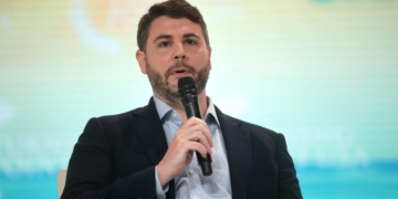 Revista da “direita woke” publica Karl Marx sem querer em pegadinha de crítico