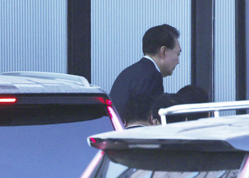Investigadores da Coreia do Sul pedem que promotores acusem presidente afastado por insurreição