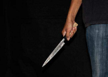 Idoso é assassinado e criminoso vai para distribuidora beber