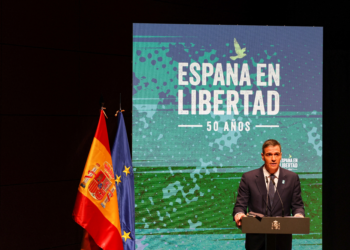 Primeiro-ministro da Espanha critica apoio de Musk à extrema direita na Europa: 'Incita o ódio'