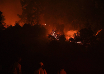 Novos incêndios em Los Angeles mantêm pânico entre moradores e turistas