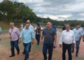 Mauro vistoria Parque das Águas com Abilio e garante parceria para recuperar espaço; veja vídeo