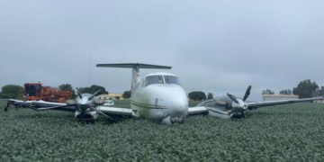 King Air da Amaggi cai em lavoura de soja; veja fotos