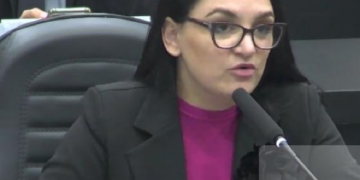 CCJR rejeita aumentar valor do bolsa-enchente