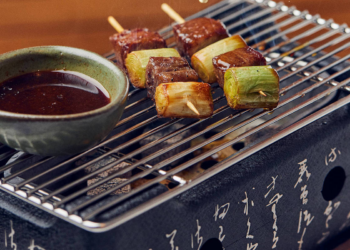 Grelha elétrica é dica para fazer churrasco para dois