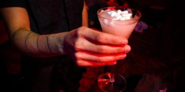 Jovem denuncia estupro após beber drink na Nuun Garden