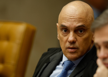 Moraes diz a delegados que instituições não compreenderam riscos que democracia correu em 2022
