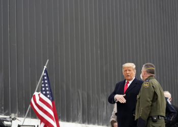 Governo Trump quer pena de morte para imigrantes ilegais que assassinarem americanos