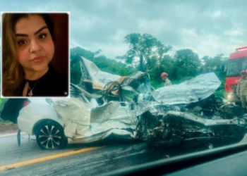 Médica morre em batida entre Civic e carreta na BR-070