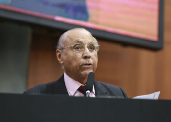 Júlio sugere união das Assembleias Legislativas do país a favor da anistia