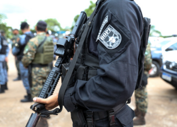 Operação prende no RJ membro de facção que ajudou assassino de sargento a fugir