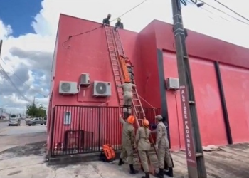 Homem leva choque e fica com 20% do corpo queimado