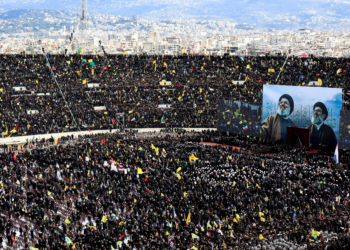Em funeral de Hezbollah, novo líder do Hezbollah promete continuar a lutar contra Israel