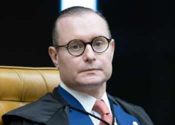 Zanin vota para derrubar lei de MT que prevê punições mais rígidas para invasores de terras