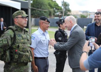 Polícia Civil cumpre mandado de prisão contra homem que procurou delegacia para registrar boletim