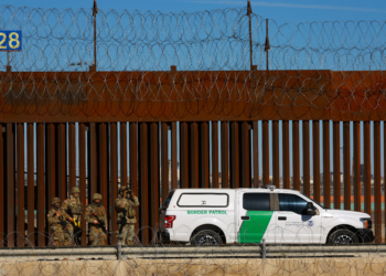 Aeroporto mexicano na fronteira com EUA fecha por causa da violência