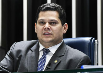 Davi Alcolumbre é eleito presidente do Senado