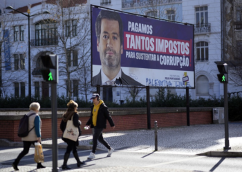 Político de extrema direita de Portugal a favor de castração química para pedófilos é acusado de pagar por sexo a adolescente de 15 anos