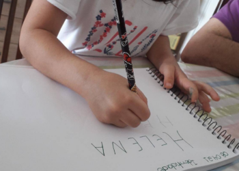 Alunos de SP melhoram na alfabetização, mas patinam no fim do fundamental e do ensino médio