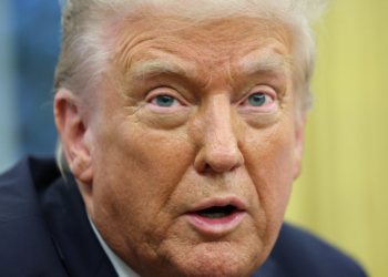 Trump diz que Putin concordou em iniciar 'imediatamente' negociações pelo fim da guerra na Ucrânia