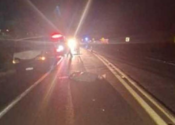 Homem é atropelado por van na BR-364 e morre