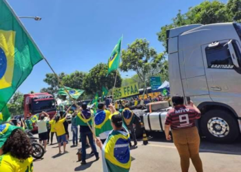 Movimento prepara protesto em Cuiabá para pedir impeachment de Lula