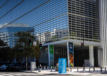 Banco Mundial vai descentralizar operações e transferir diretores para escritórios no exterior