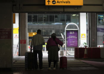 Heathrow fechado: entenda como um só aeroporto pode afetar voos do mundo inteiro, inclusive no Brasil