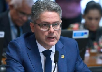 Senador propõe individualizar penas de crime de golpe: 'Punição mais justa'