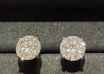 Polícia recupera brincos de diamante que suspeito engoliu ao ser preso nos EUA