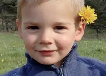 Em reviravolta, avós são presos suspeitos de assassinato do neto na França