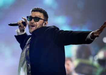 Justin Timberlake, galã de outra década, revê o pop no Lollapalooza