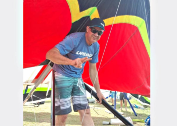 Asa delta tem problemas e homem morre após queda de 200 m em SC