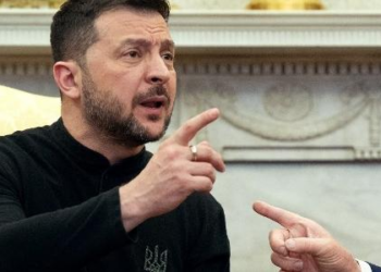 Rússia diz que Zelensky está 'obcecado por guerra' e cita fracasso nos EUA