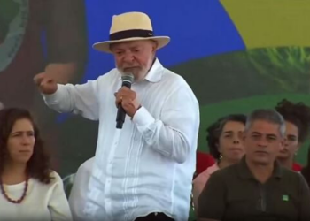 Lula chama Bolsonaro de covarde; vídeo