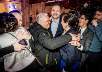 A surpreendente vitória da oposição na Groenlândia em eleição marcada por ameaças de Trump e independência