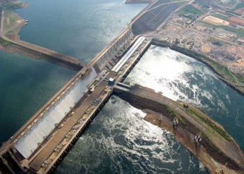 Veto de Lula impede redução de R$ 12 bilhões por ano no custo da energia