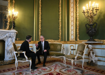 Reino Unido anuncia novo acordo de US$ 2 bilhões para financiar mísseis de defesa aérea para a Ucrânia