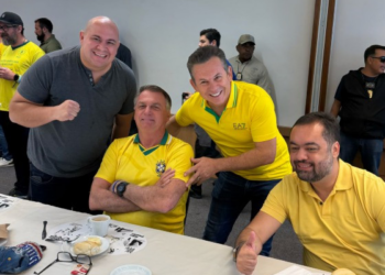 Bolsonaro sinaliza apoio para Mauro ao Senado em 2026 e detona Fávaro