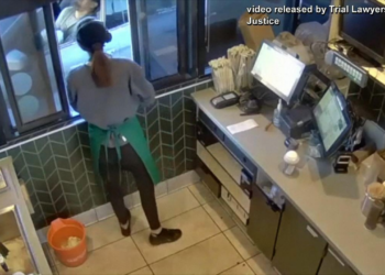 VÍDEO: homem que teve partes íntimas queimadas por chá quente deve receber US$ 50 milhões de indenização