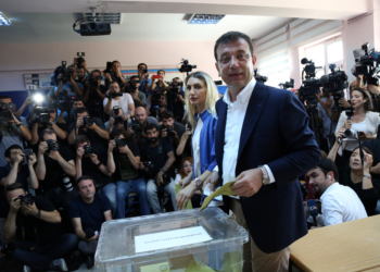 Prefeito de Istambul é preso acusado de liderar organizações criminosas e auxiliar grupos terroristas