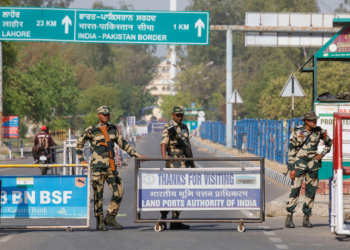 Soldados da Índia e do Paquistão trocam fogo na Caxemira