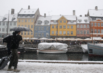 Cidadão que recebe benefício social tem direito a voto na Dinamarca, diferentemente do que diz post