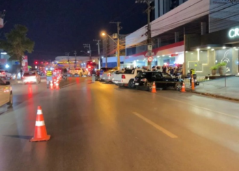 Treze motoristas são flagrados dirigindo bêbados na Isaac Póvoas