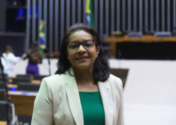 Gisela assume liderança da bancada feminina