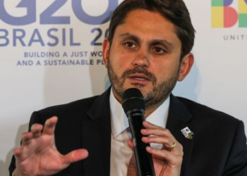 PGR denuncia ministro de Lula ao STF por corrupção